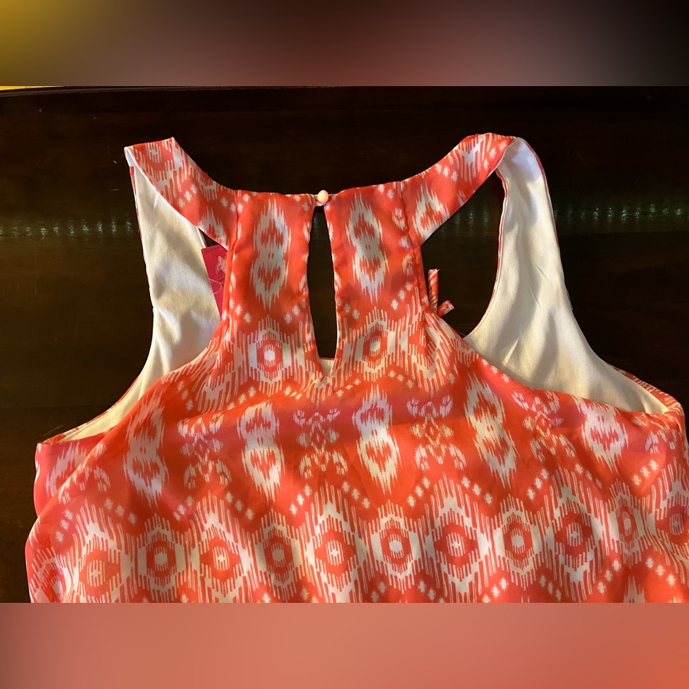 BNWT Sleeveless Romper w/ Shorts size M - Picture 11 of 13